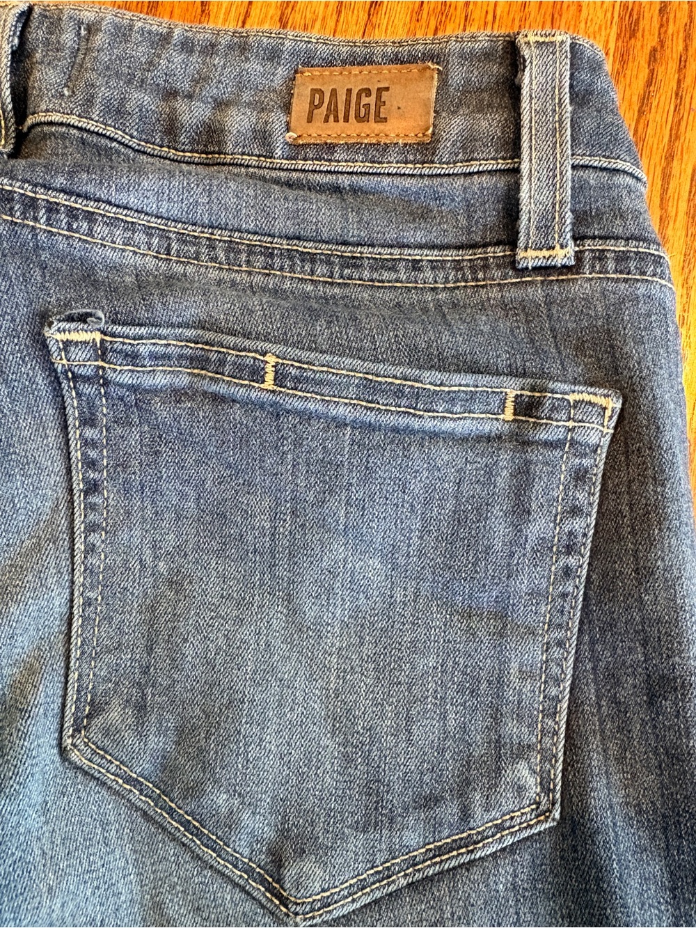 PAIGE Women's Blue Denim Jeans - Classic Back Pocket 24